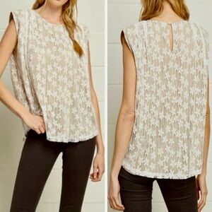 ENTRO Sleeveless Lace Cap Sleeve Blouse w Shoulder Pads - Tan & Cream